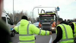 Protest przewoźników na granicy z Ukrainą. Gigantyczne kolejki 