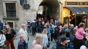 Jednym z najbardziej obleganych przez turystów miejsc jest Stare Miasto