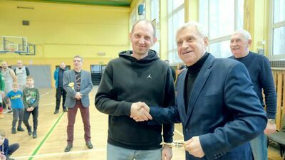 Paweł Mazurek (z lewej) zaimponował dobrą postawą w barwach Team Erkado
