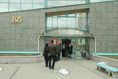 Na zwolnieniu zrobię remont. ZUS przyłapał ponad 200 "chorych" 