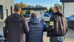 Podawał się za policjanta, oszukał seniorkę. Trafił za kratki