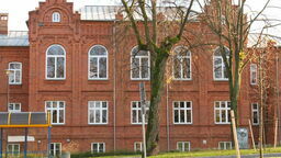 Władze powiatu wstępnie zaplanowały już przyszłoroczne dochody i wydatki. W planach są m.in. remonty dróg, budowa chodników, przejść dla pieszych, czy drobne renowacje obiektowych zabytkowych