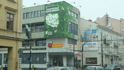 Na nowych najemców od dłuższego czasu czekają lokale w piwnicy oraz na drugim i trzecim piętrze budynku Astorii u zbiegu Al. Racławickich i ul. Lipowej.