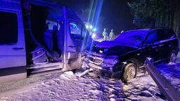 We wtorek po południu, w miejscowości Kijany doszło do zderzenia dwóch pojazdów, busa z samochodem osobowym. Jedna osoba została ranna.