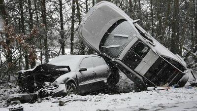 Zima zbiera tragiczne żniwo na drogach regionu 
