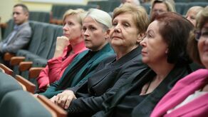 Pielęgniarki wyróżnione Honorową Odznaką Polskiego Towarzystwa Pielęgniarskiego