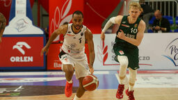 Jabril Durham (z piłką) to jeden z liderów Polskiego Cukru Start Lublin