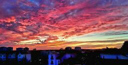 Niesamowity spektakl na niebie. Dzisiejszy zachód słońca w obiektywie naszych Czytelników