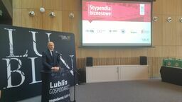 Inauguracja miejskiego programu "Stypendia biznesowe"