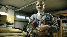 Uczniowie zebrali zeszyty dla chorych kolegów. "Ważne, by mieć serce"