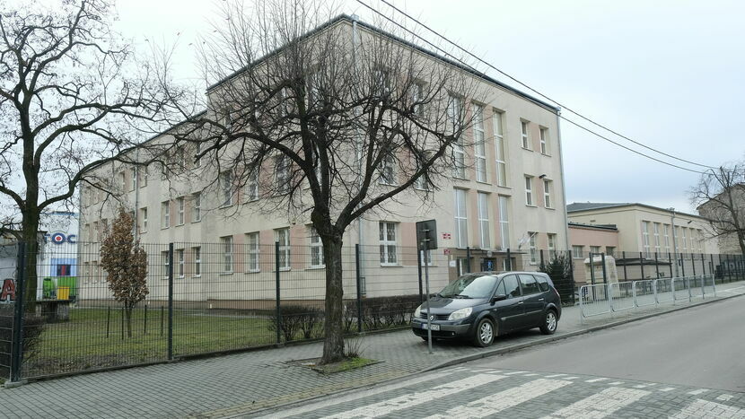 Budynek przy ul. Krochmalnej to jedna z trzech lokalizacji, w których obecnie uczą się uczniowie Szkoły Podstawowej Specjalnej nr 26