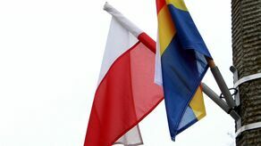 Wyrzucone flagi. Prezydent zawiadomił prokuraturę