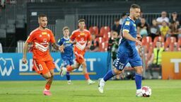 Adam Radwański (z lewej) podczas meczu z Motorem Lublin