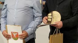 Laureaci konkursu dostali statuetki z rażącymi błędami. Dyrektor znalazł winnych 