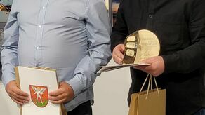 Laureaci konkursu dostali statuetki z rażącymi błędami. Dyrektor znalazł winnych