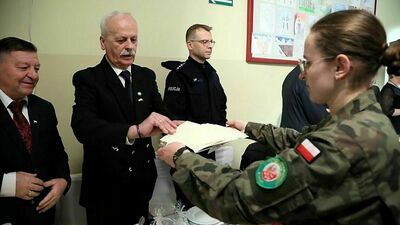 Spotkanie Opłatkowe Wdzięczni Zesłańcom Sybiru w XXVII LO w Lublinie 