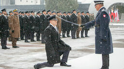 Mamy 147 nowych oficerów. Śnieżna promocja w Dęblinie