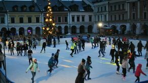 Lodowisko na Rynku Wielkim w Zamościu