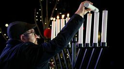 Światła w ciemności. Adwent i Chanuka na KUL