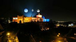 Układ słoneczny i ekran kontrolny na Zamku. Kolejna wielka produkcja?