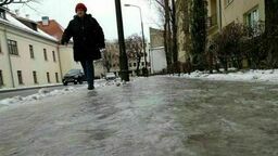 Lubelskie. Uwaga, jest ślisko! 