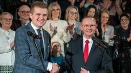 Burmistrz z "polityką otwartości" idzie po reelekcję. Ma trzech kontrkandydatów 