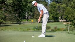 Zawodowiec z Lublina. Rozpoczyna przygodę z Pro Golf Tour