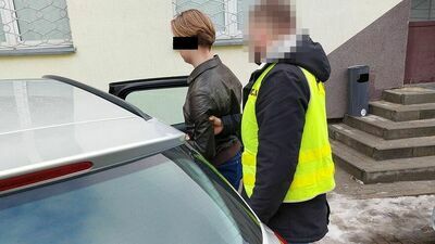 Młody człowiek został zatrzymany przez policję