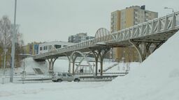 Kładka nad ul. Filaretów to jedna z ponad 30 przepraw dla pieszych znajdujących się na terenie Miasta Lublin, będących w utrzymaniu Zarządu Dróg i Mostów.