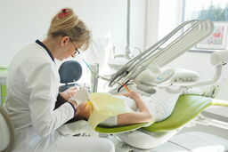 Autobus z dentystą na pokładzie