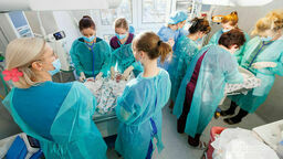 Nad prawidłowym przebiegiem porodu czuwał kilkunastoosobowy zespół