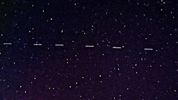 Warto spojrzeć w niebo. Dziś satelitarny "pociąg" amerykańskiego miliardera