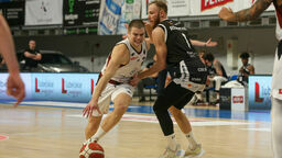 Liam O’Reilly (z piłką) to specjalista od efektownych akcji