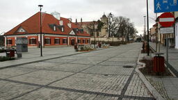 Końskowola miastem była nieprzerwanie od 1532 do 1870 roku. Obecnie jedna z większych wiejskich miejscowości powiatu puławskiego z populacją liczącą ponad 2 tys. osób