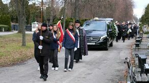 Prezes Zygmunt Dobrzyński spoczął na cmentarzu na Majdanku. W ostatniej drodze, w piątkowe popołudnie licznie towarzyszyli Zmarłemu: rodzina, przyjaciele, znajomi, koledzy ze środowiska sportowego oraz kibice