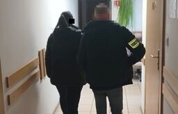 Sprzątała tak dokładnie, że nie zostawiała ani bałaganu ani pieniędzy