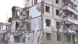 Dwa lata od inwazji Rosji. Jak żyć? Tu i teraz… i tam