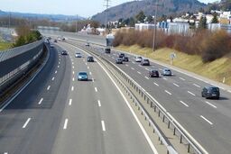 Ekspresówką zygzakiem... na rowerze