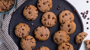 Ciastka nie tylko z czekoladą. Producent znalazł w nich "metalowe ciała obce" 