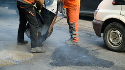 Miasto rusza z wielkim łataniem dziur po zimie