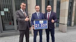 Politycy PiS po zakończeniu formalności związanych z rejestracją list