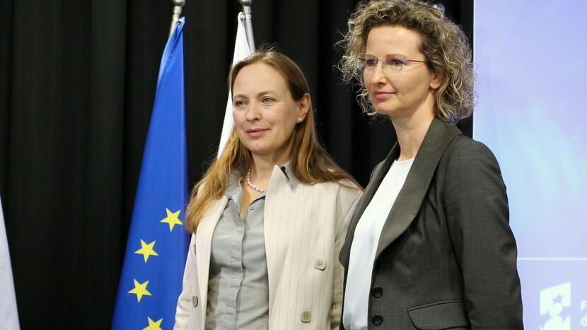 Katarzyna Pełczyńska-Nałęcz i Joanna Zembaczyńska-Świątek w środę pojawiły się w puławskim technoparku, by poinformować o finansowych ułatwieniach w pozyskiwaniu unijnych grantów