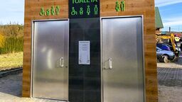 Toaleta na pewno zacznie funkcjonować przed rozpoczęciem sezonu turystycznego 2024.