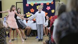 Urodziny Czechowicza w Szkole Podstawowej nr 19