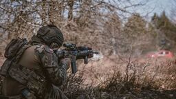 Jednym z elementów ćwiczeń w Nowej Dębie była zasadzka na kolumnę pojazdów 