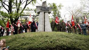 Dyrektor Instytutu Pamięci Narodowej podkreślił, że Katyń stał się synonimem zła. Był symbolem zbrodni sowieckich przeciwko Narodowi Polskiemu oraz zbrodni, które towarzyszyły Armii Czerwonej od 17 września 1939 roku.