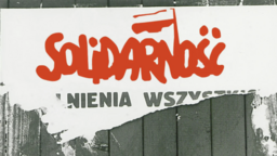 Pamiątki po Solidarności. Biblioteka chce je zeskanować 