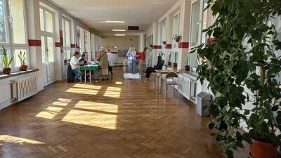 Tłumów takich jak były w październiku, dzisiaj nie ma w lokalach wyborczych