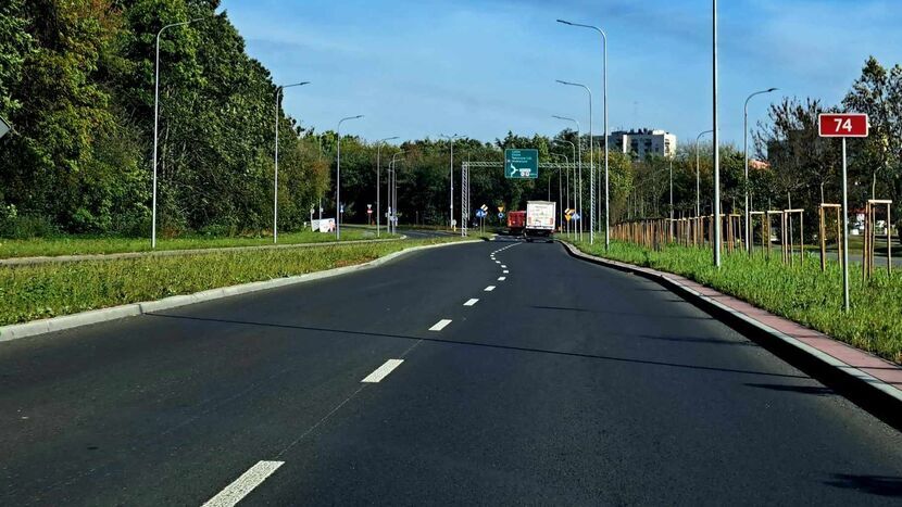 Przebudowa drogi krajowej nr 74 w obrębie Zamościa była prowadzona na odcinku blisko 5 kilometrów