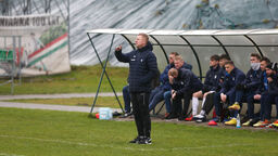 Fot. Łukasz Giza nie jest już trenerem Cisowianki Drzewce